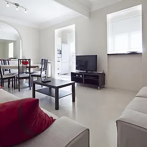 https://friendly-rentals-gran-via-style.topbarcelonahotels.com